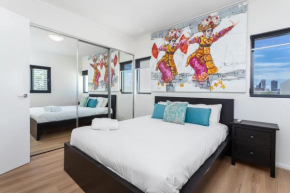 Beaufort St Beauty - location lifestyle sleeps 2, parking 2 bays